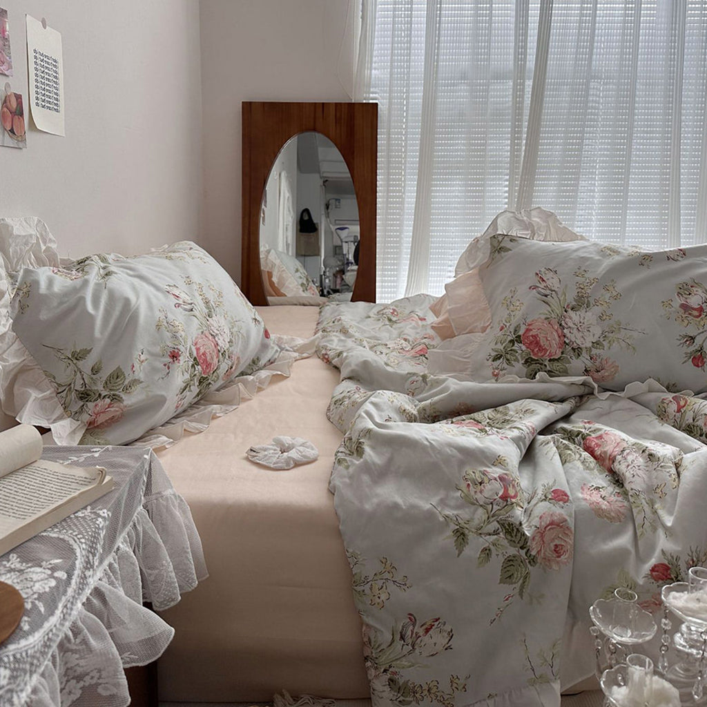 Vintage Sky Blue Cottage Roses Ruffle Summer Comforter Set